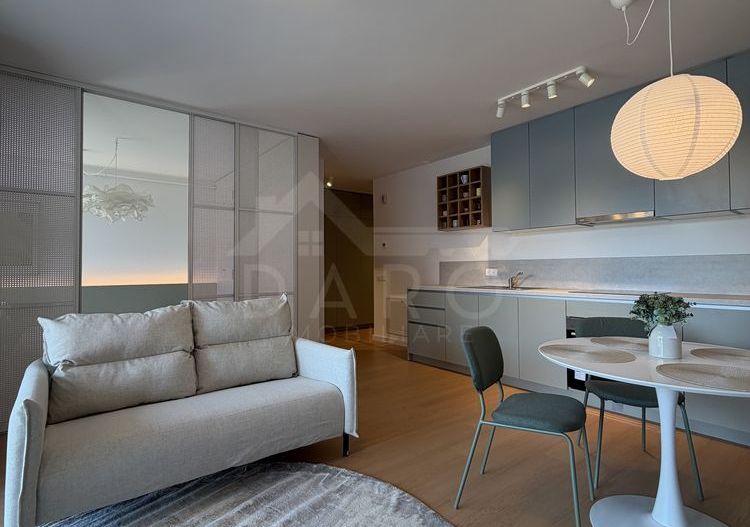Inchiriez apartament 42 mp - Poză 1