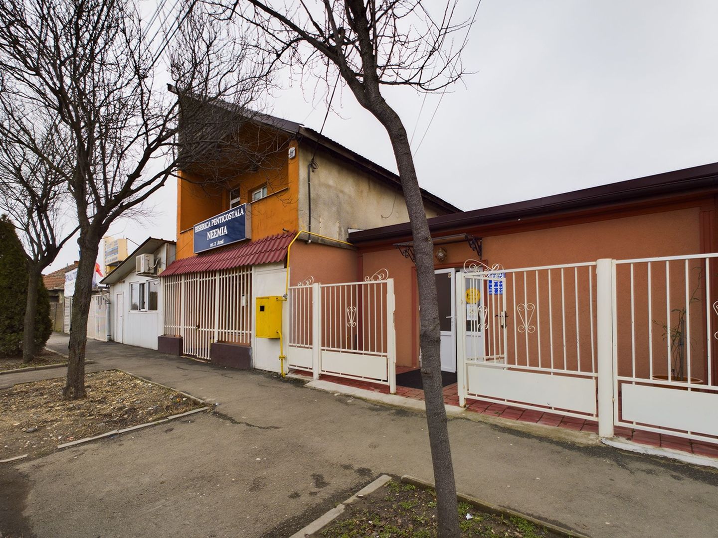 Spațiu bun pentru birouri - Poză 1