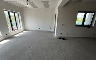 Casă de vânzare în Buituri – ideală pentru personalizare - Poză 2