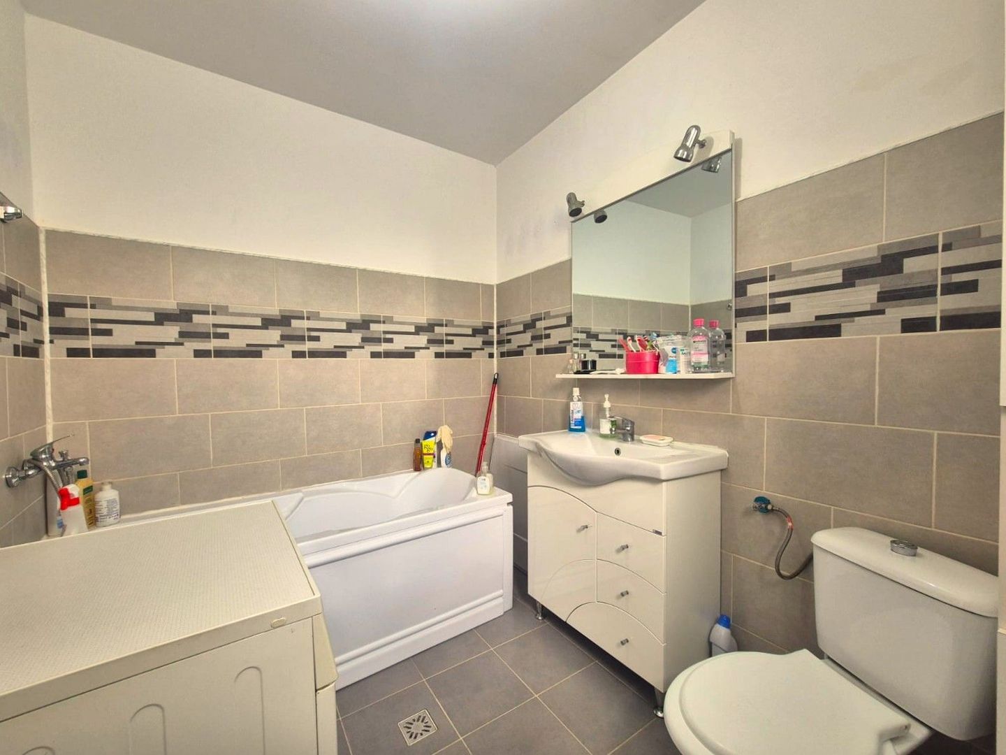 Casă pretabilă investiție, spațioasă, singur în curte, 600 mp teren - Poză 8