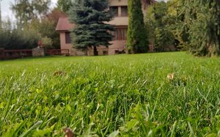 Vilă individuală 430 mp utili, teren 2.000 mp, panouri solare - Poză 2