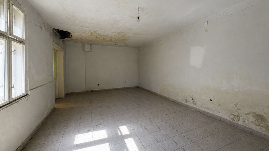 Casă din cărămidă, 6 camere, zona Pârneava, str. Eftimie Murgu - Poză 12