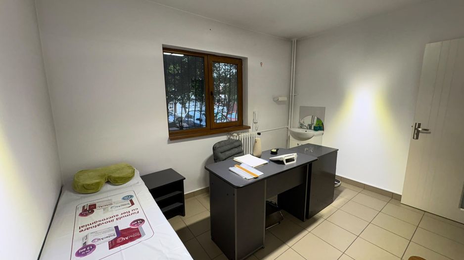 CABINET MEDICAL - GIURGIULUI, COMPLET AMENAJAT - Poză 3