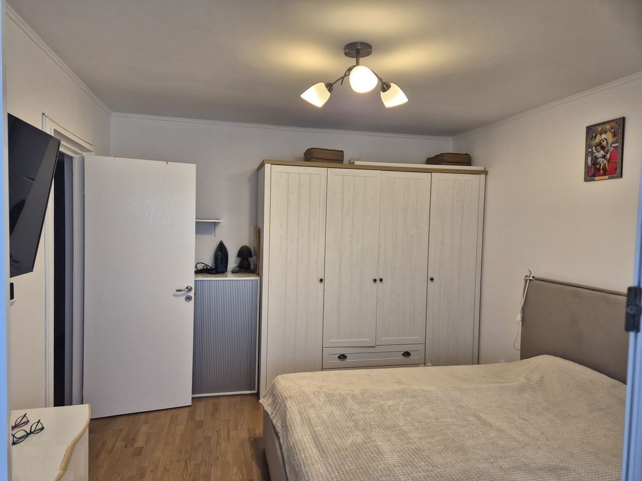Apartament Luminos 4 camere cu Centrala si 2 locuri parcare. Izvorul Muresului. - Poză 5