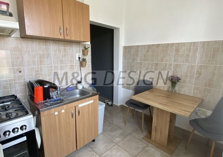 Apartament 2 camere etaj 2 cu centrala - Poză 4