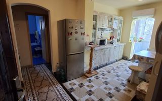 Aradului, 2 camere decomandate, et 3, centrala proprie - Poză 2