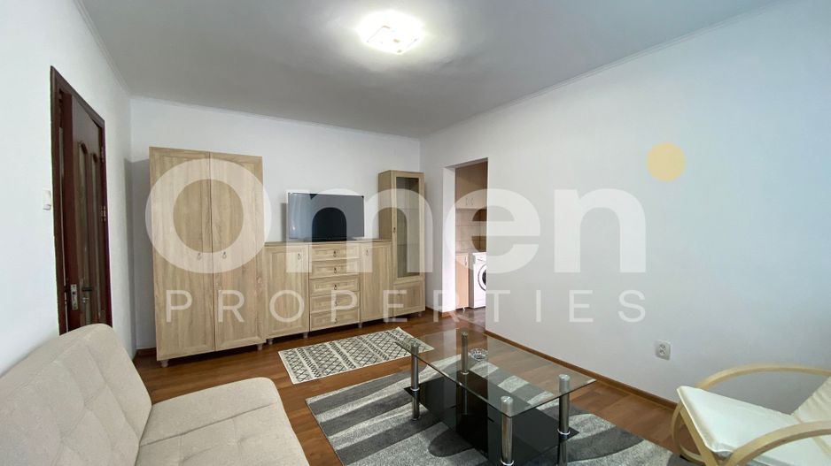 Apartament cu 2 camere, cu view superb, situat central - Poză 1