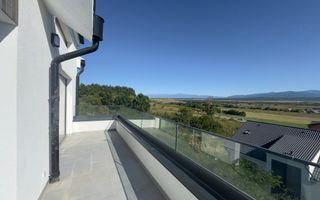 Penthouse 3 camere, 2 bai si dressing, intabulat, contoare (RV-50M-Da) - Poză 3