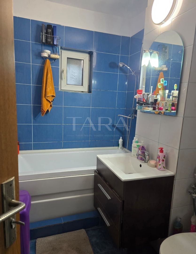 Apartament decomandat, 2 băi și 2 locuri de parcare, zona Kaufland. - Poză 6