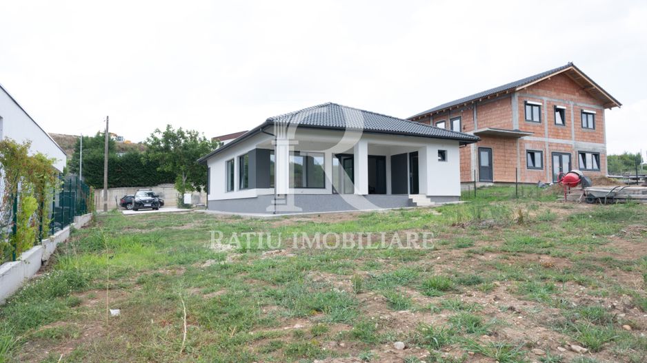 Casă modernă de vânzare | 3 dormitoare | Teren 750 mp | Oradea - Poză 5