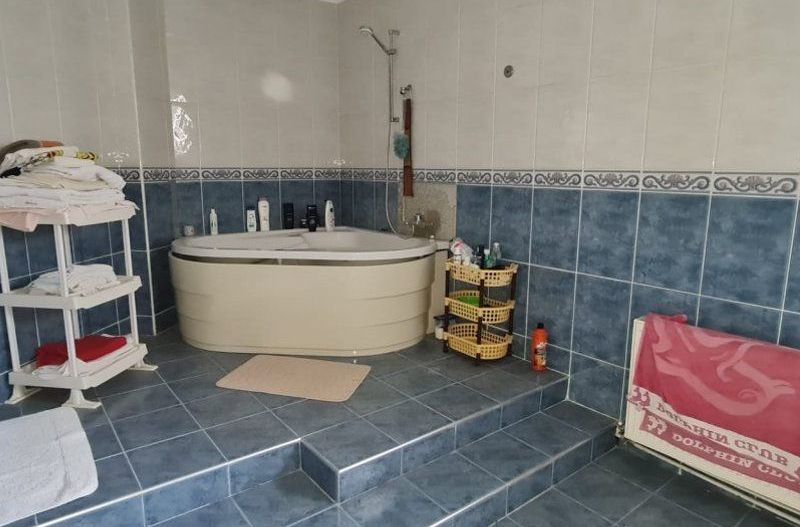 Vila cu piscina, 950  mp teren -  Piata Centrala, str. Posta Veche - Poză 14