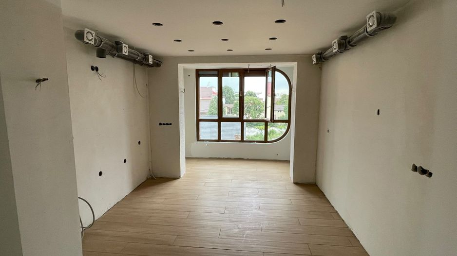 BRASADAS vinde ap 4 cam etaj 3/4 in zona ULTRACENTRALA. - Poză 2