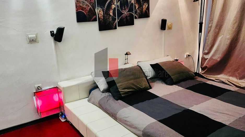 Apartament 2 camere Prel. Ghencea/Valea Oltului cu centrala proprie si garaj - Poză 6