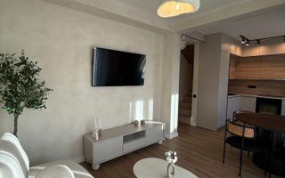 Casa de vanzare | LUX | 3 bai | gradina | terasa | parcare| Floresti - Poză 9