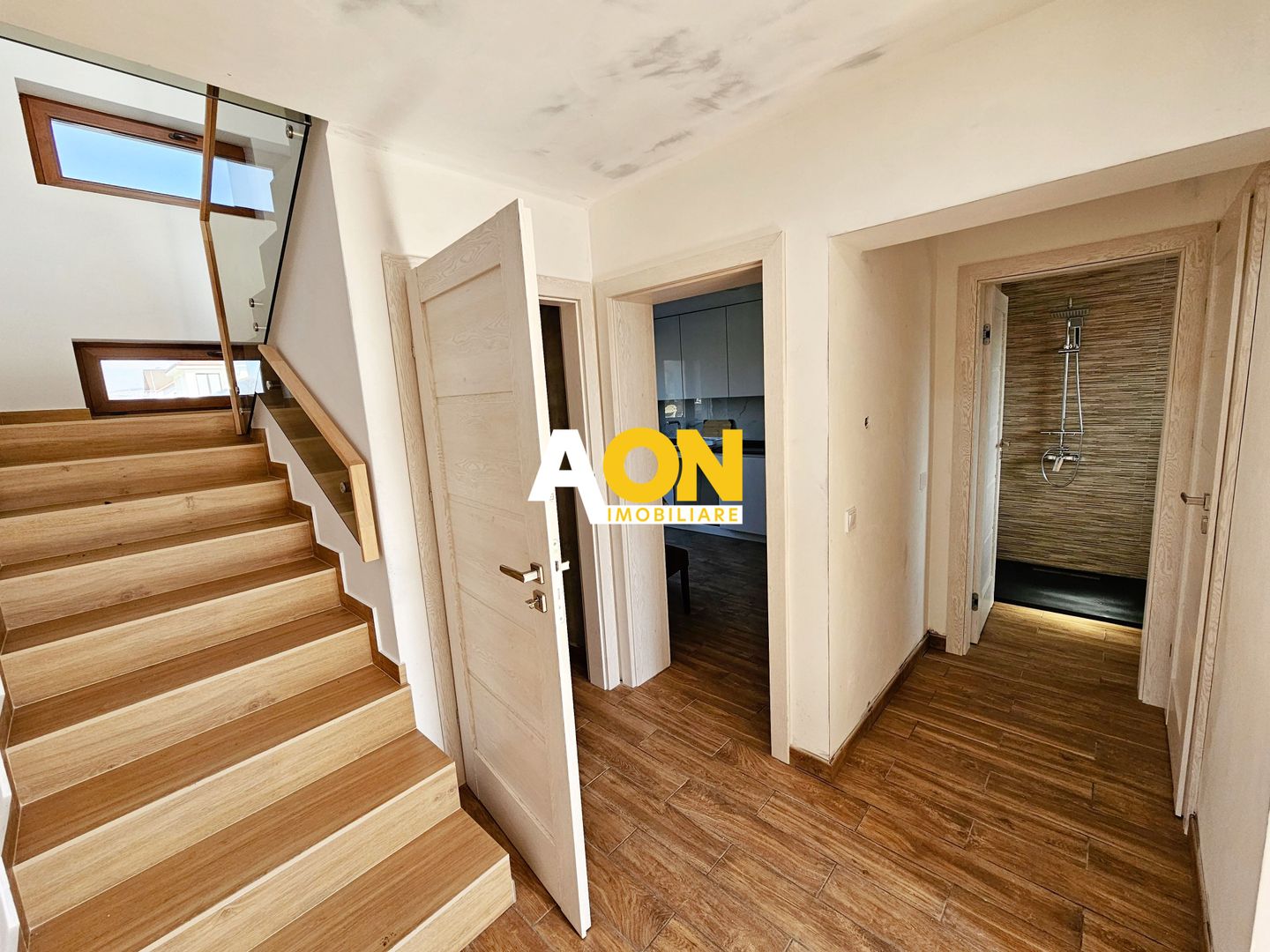1/2  Duplex, 190 mp utili, 300 mp teren, Alba-Micesti - Poză 7