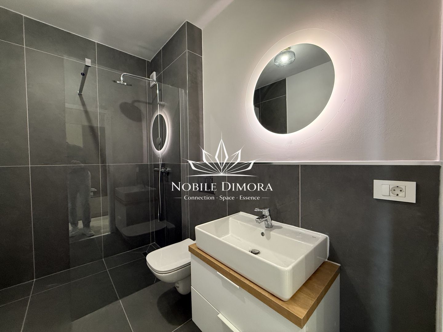 Vivalia Grand - Apartament modern cu 2 camere, dressing, parcare - Poză 20
