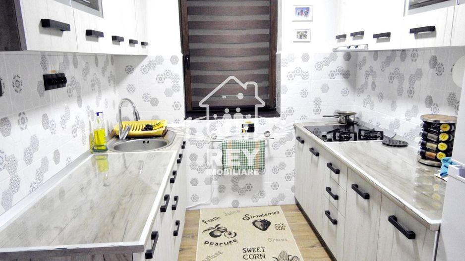 Casa de vacanta / Pensiune de vânzare la 12km de Sibiu - Poză 5