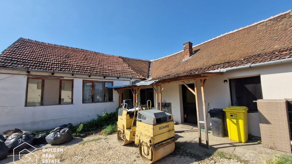 Teren 900 mp cu cladire de birouri pt depozit, parc auto,  centru logistic, etc - Poză 13