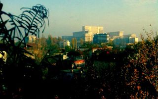 Apartament 3 camere + 1 birou,  Cotroceni, curte si gradina, metrou Eroilor - Poză 27