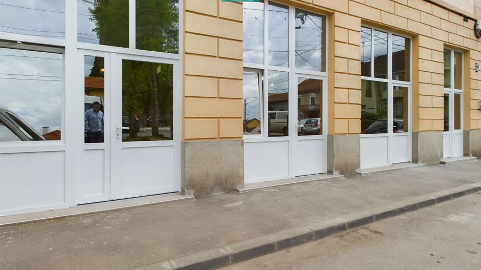 Spațiu comercial de vânzare central 80 mp - Poză 1