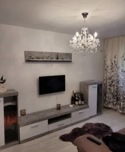 APARTAMENT SPATIOS | LUJERULUI | PARCUL LINIEI - Poză 1
