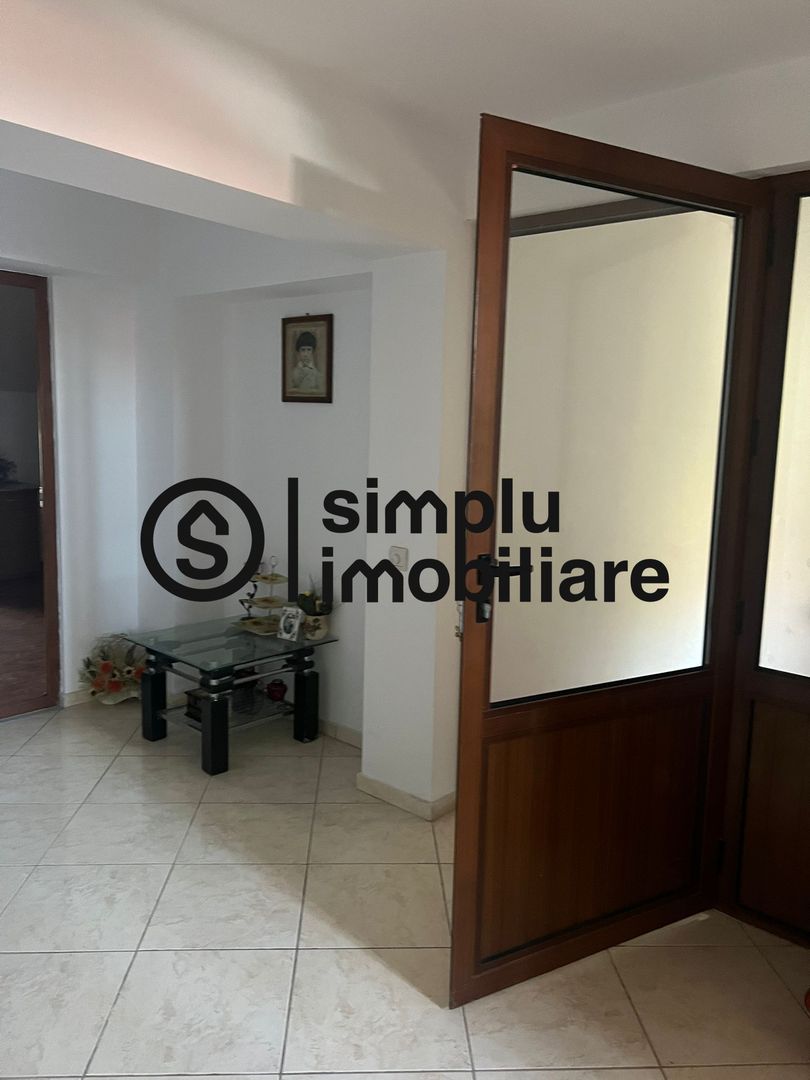Vila S+P+1+M Lapus, str Paunitei - Poză 74