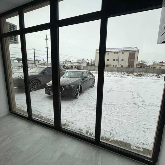 Spatiu comercial- Parter- 50 mp, 2 locuri de parcare - Poză 1