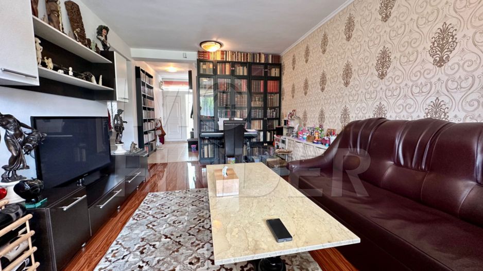 Duplex finisat cu garaj și 3 parcări - Bună Ziua – teren 231 mp - Poză 4