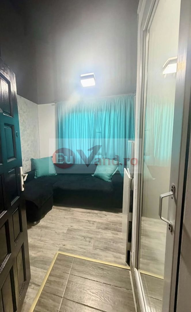 De vanzare garsoniera renovata, etaj 3, Gara, 17.900 euro - Poză 2