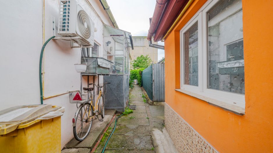 Apartament 3 Camere La Casa | Curte | Pod + Beci Mare | COMISION 0% - Poză 32