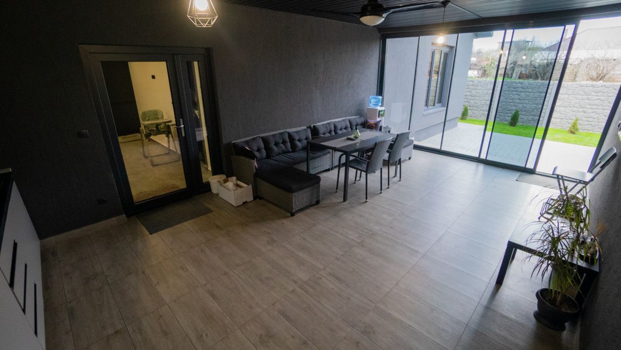 Agigea - Casa  deosebita cu piscina, mobilata si utilata complet. - Poză 54