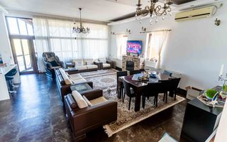 Casă / Vilă cu 6 camere de vânzare în Balotesti - Poză 8