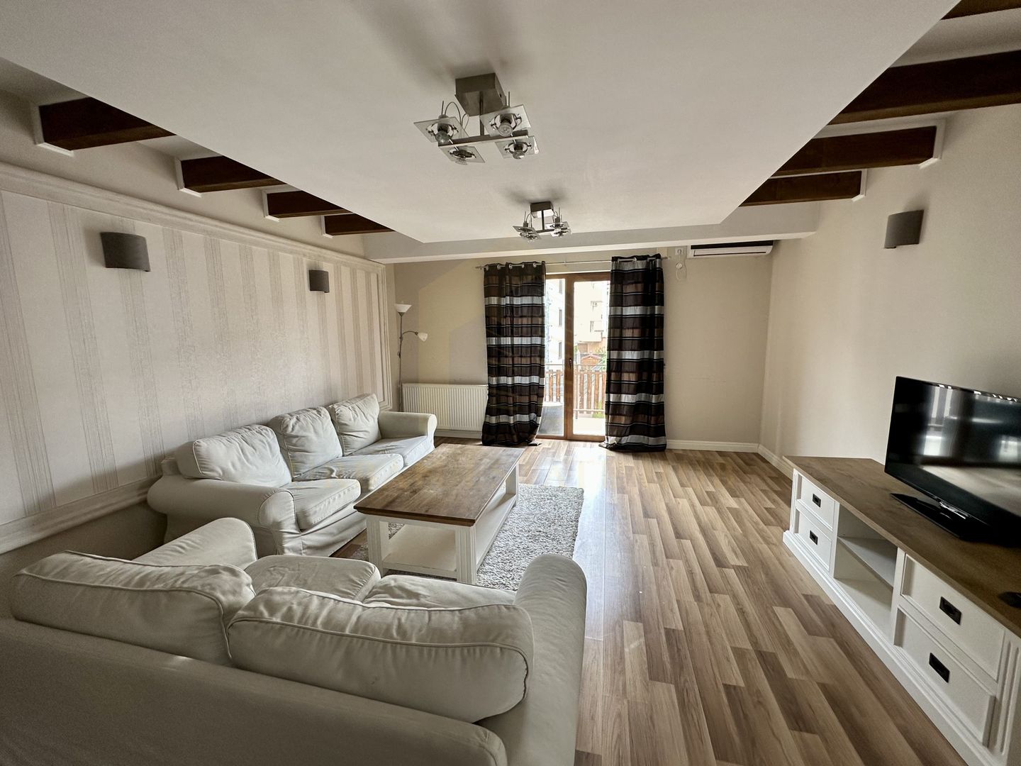 Vanzare apartament 4 camere, zona Grand Hotel Italia - Poză 2