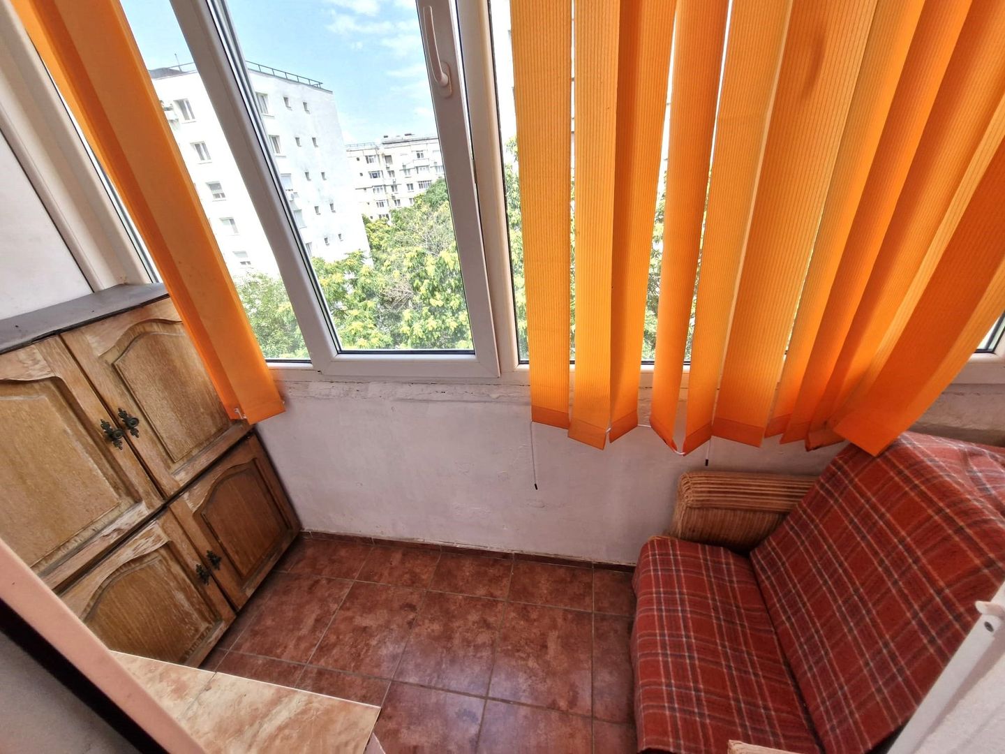 Vanzare Apartament 3 Camere Dristor- Vitan - Poză 7