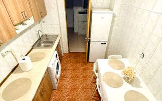Apartament cu 3 camere in zona Crangasi - Poză 6