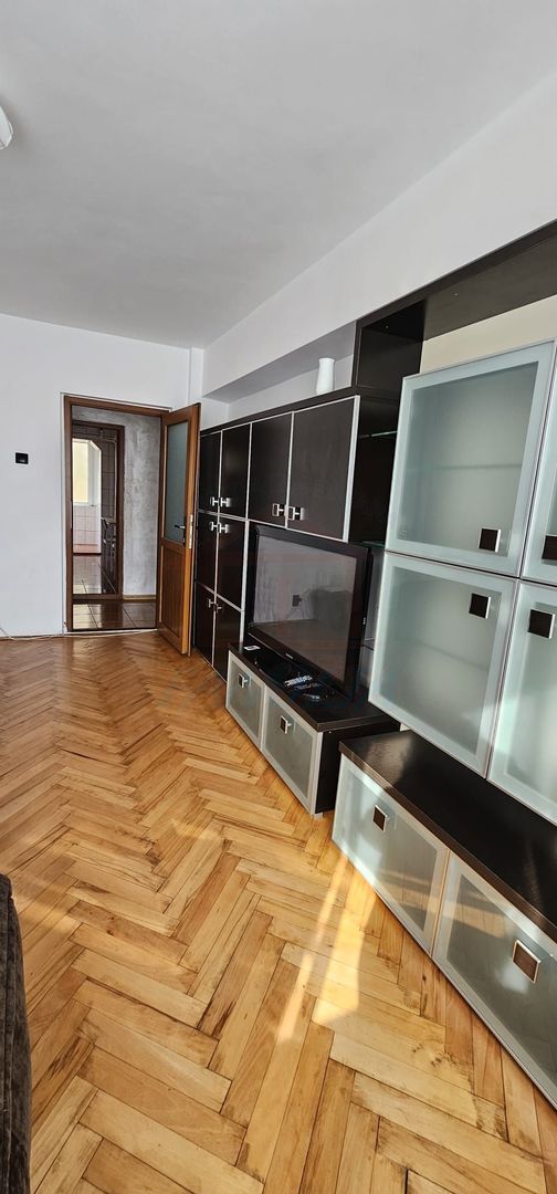 ✨ APARTAMENT 3 CAMERE | CENTRU | DECOMANDAT | 500 €/LUNĂ - Poză 2