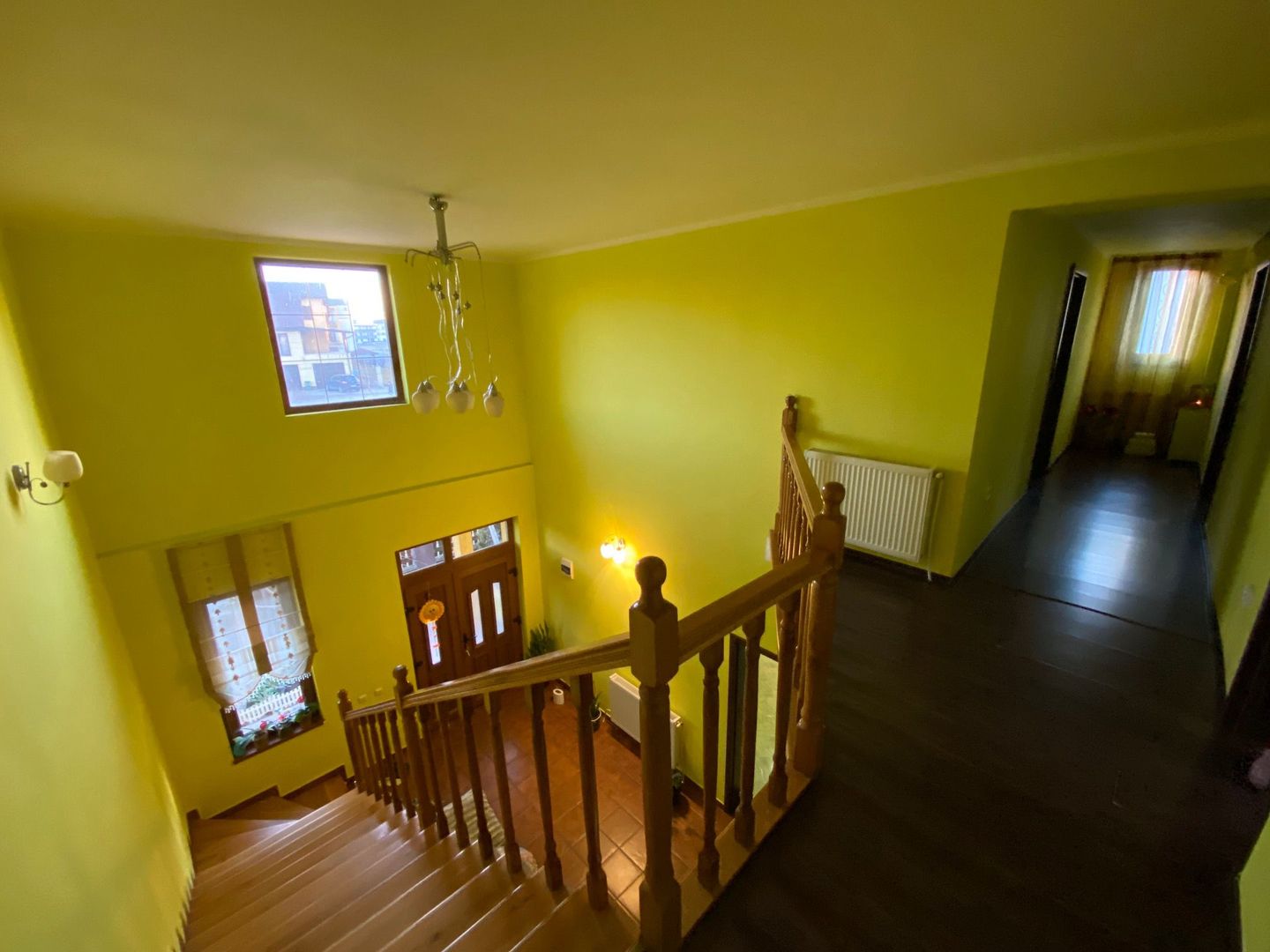 Duplex spațios cu garaj - Poză 17