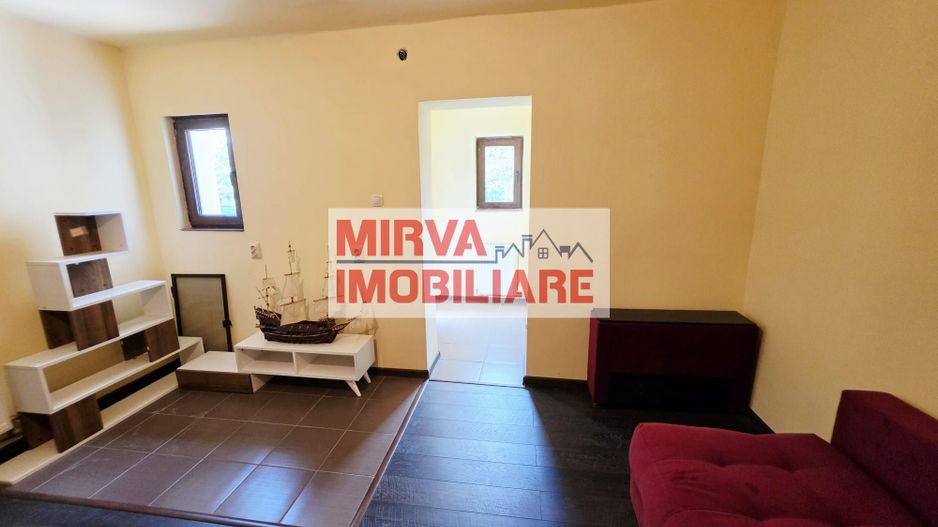 🏡 Casă renovată cu 6 camere, teren 557 mp – Berceni, Prahova - Poză 48