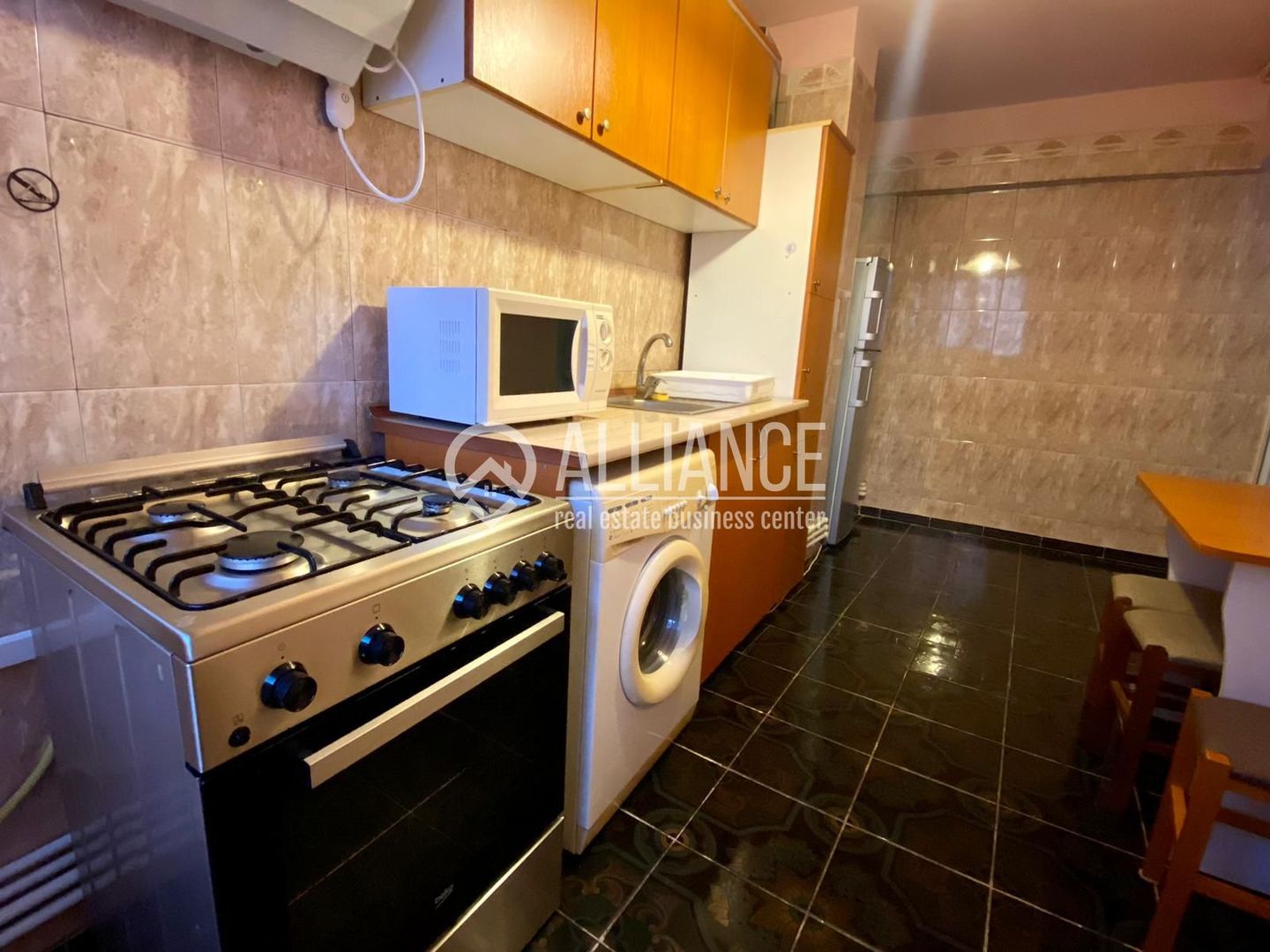 Constanta-Capitol-inchiriere: Locuință de Lux 58 mp,  COD 08 - Poză 10