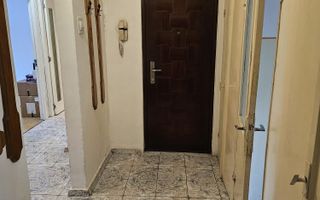 Apartament 4 camere, etaj 1, garaj – Str. Victoriei zona sc. nr. 4 - Poză 10