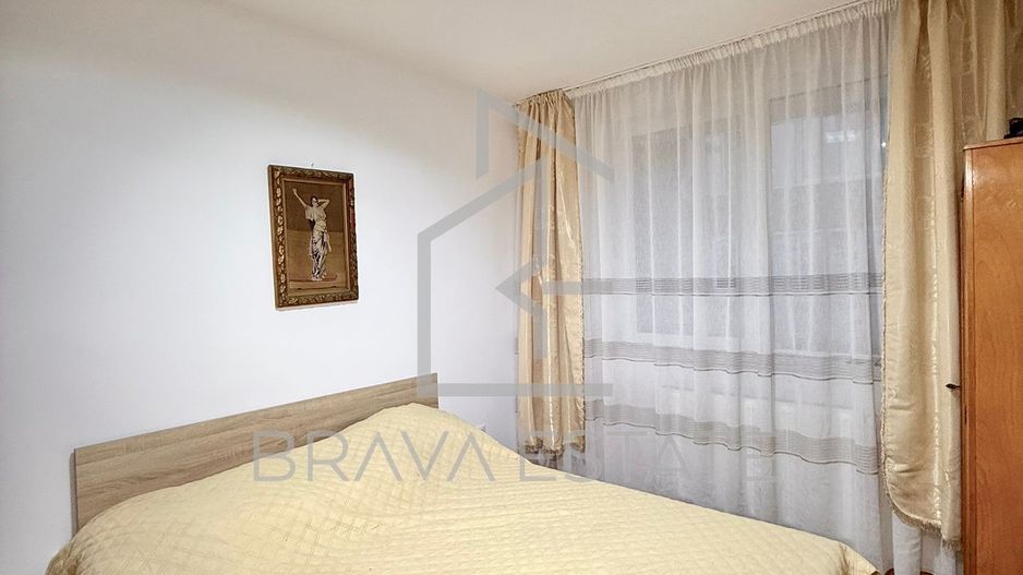 Apartament 3 camere,60 mp, balcon ,parcare, zona Terra,  Floresti - Poză 2