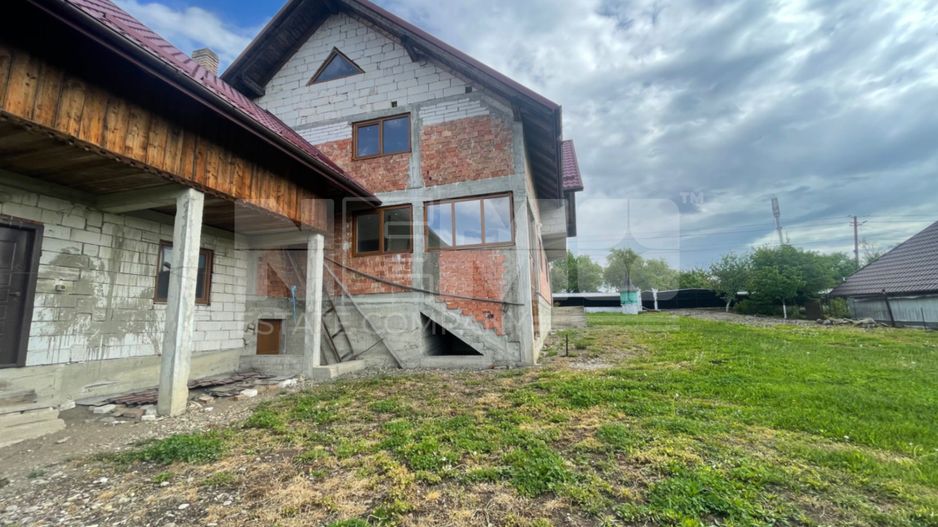 Casă la Rosu | Teren imprejmuit | Priveliste panoramica| Burla - Poză 5