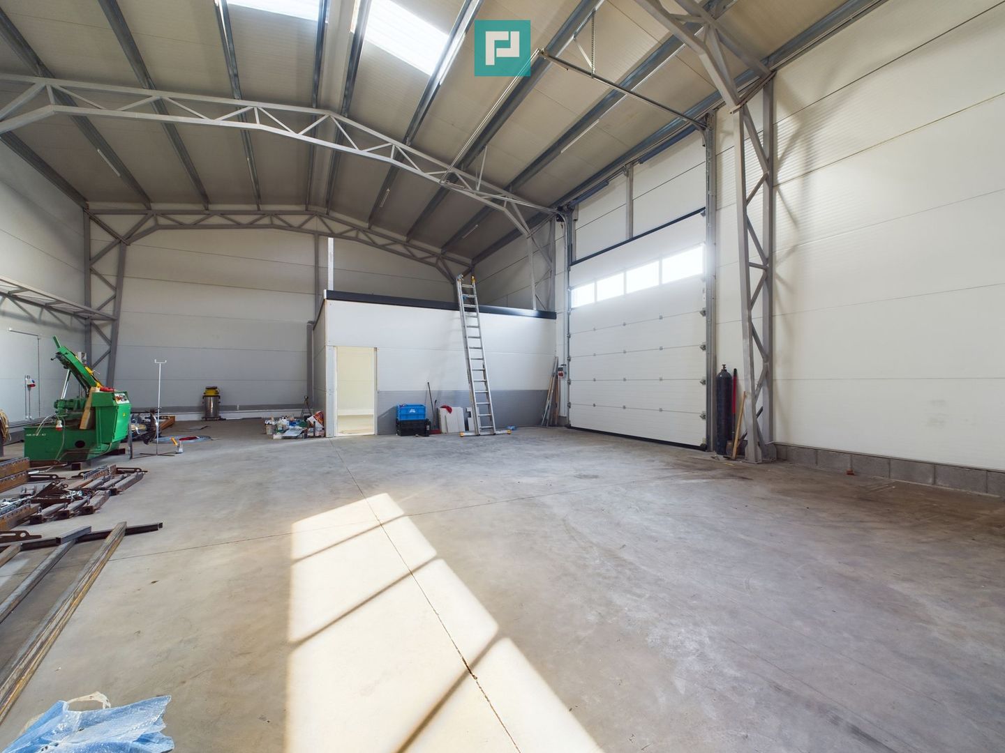 Hală 360mp producție depozitare zona Exterior Nord - Poză 2