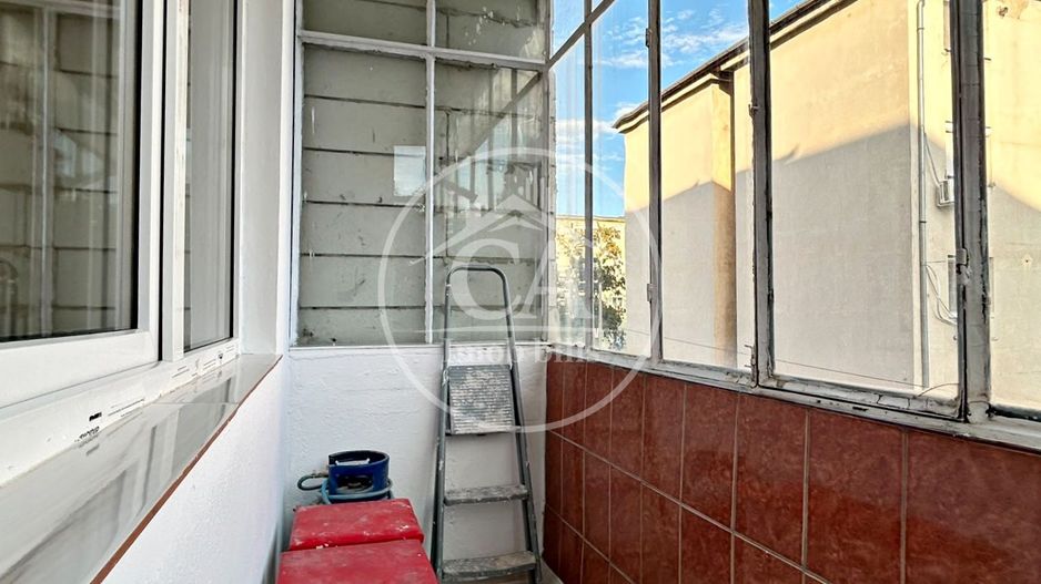 Apartament de vanzare cu 1 camera in zona Rogerius, Oradea - Poză 8