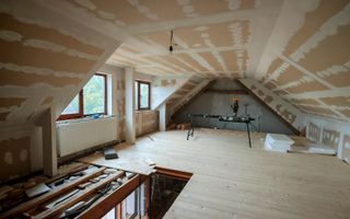 CASA SASEASCA comuna VULCAN,zona foarte buna,teren 3000 mp - Poză 20