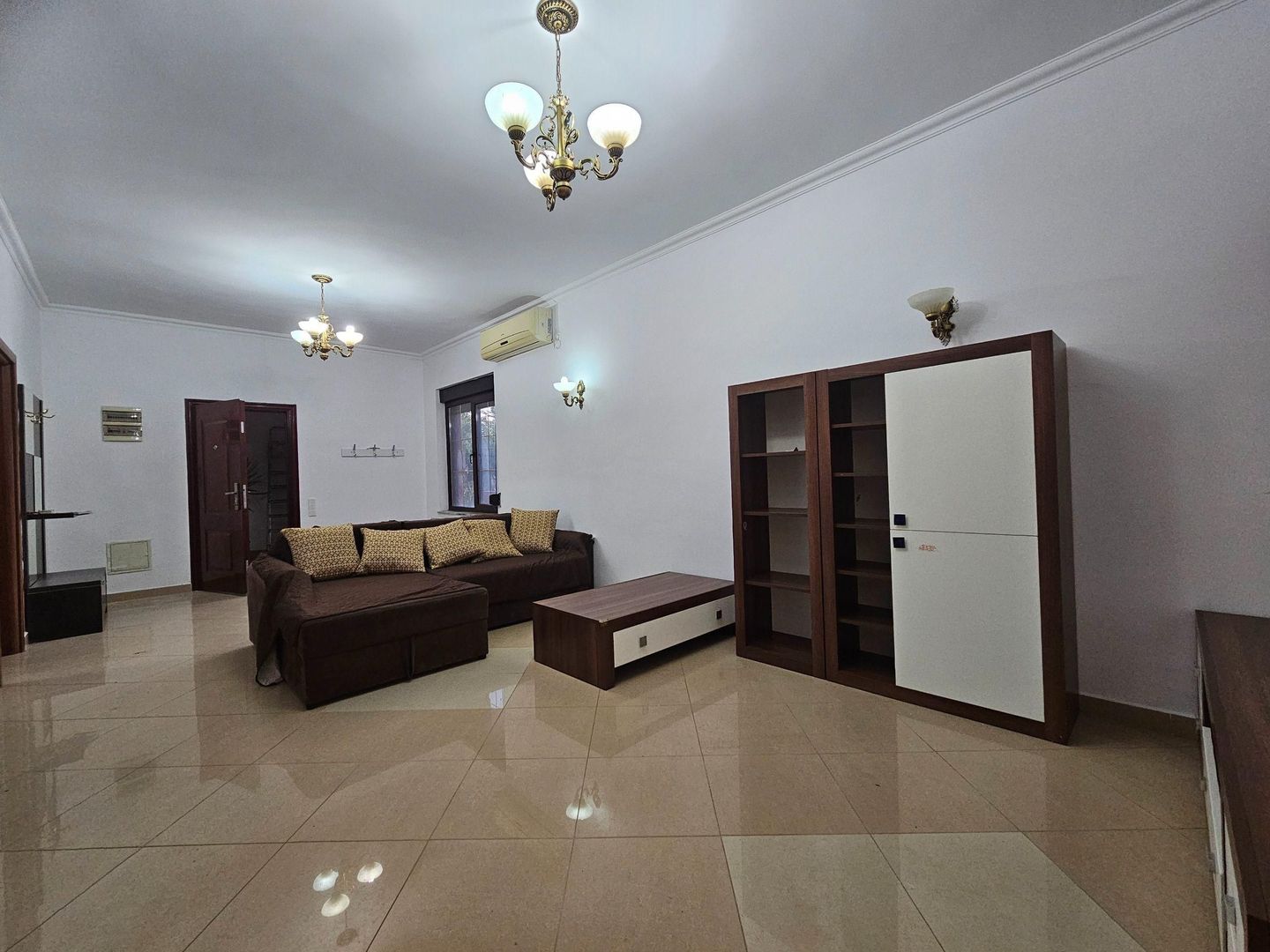Apartament 3 camere de inchirat Rond OMV Pipera Nou curte 45M - Poză 10