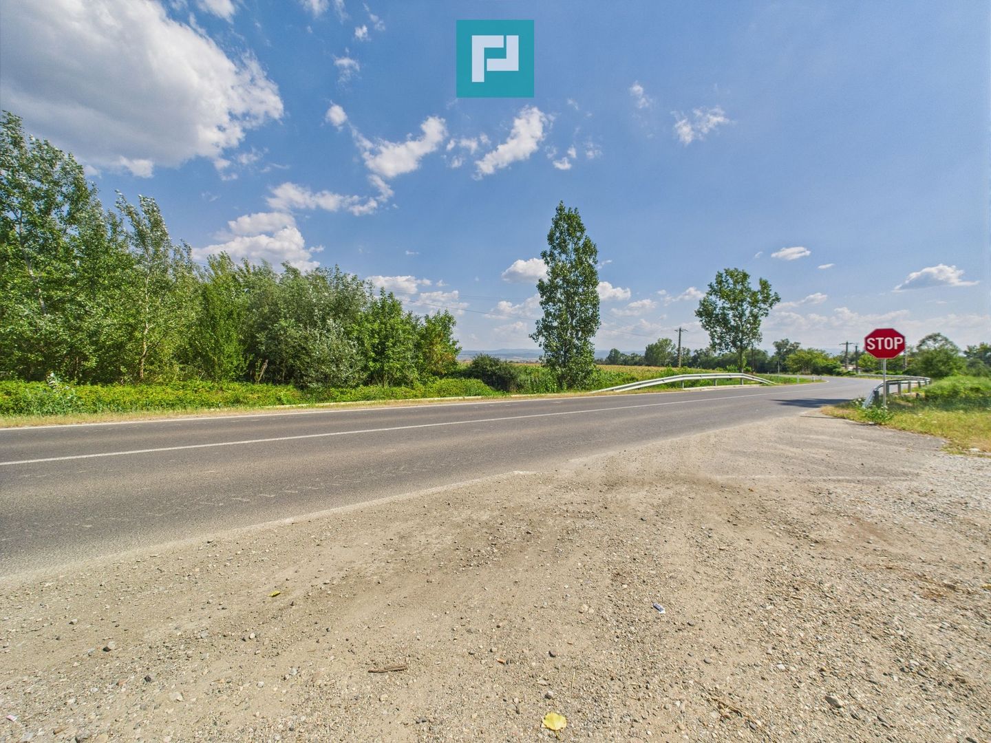 Teren extravilan de 5.219 mp în Geoagiu la șosea - Poză 4