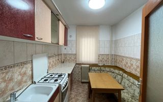 De inchiriat garsonieara, zona Bucovina - Poză 2