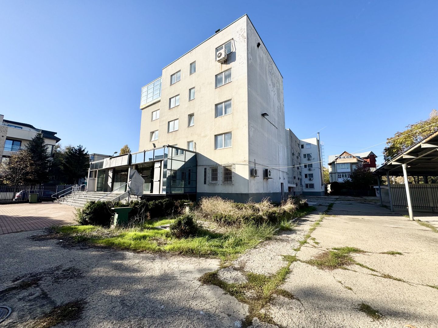 AFACERE - HOTEl (SEMI)RENOVAT de 4 etaje - Floreasca-Barbu Vacarescu - Poză 26