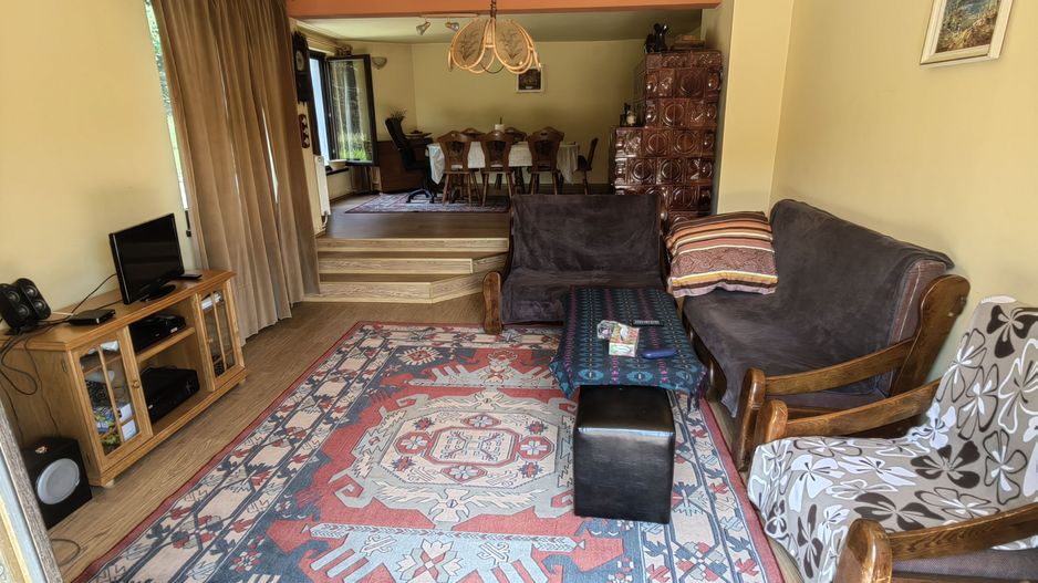 Casa/Vilă  aproape de pădure Vâlcele + 1235 m² teren 160.000 EURO - Poză 4